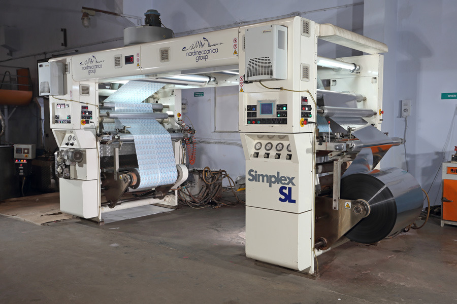Nord Mechanical (Solvent less) Lamination unit with double component and single component pump